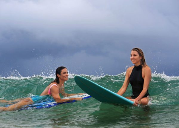 Surfer girls | Costa Elena