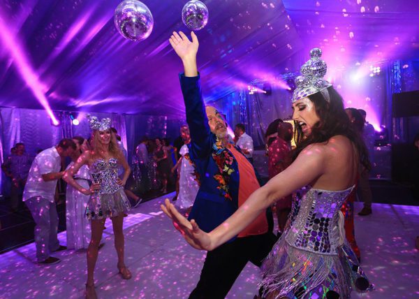 El mejor showman en la pista de baile